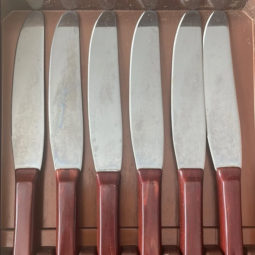 Stanley Deluxe Steak Knife Set with Brown Handles